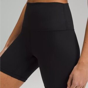 NWOT lululemon High-rise align Black Women's Shorts